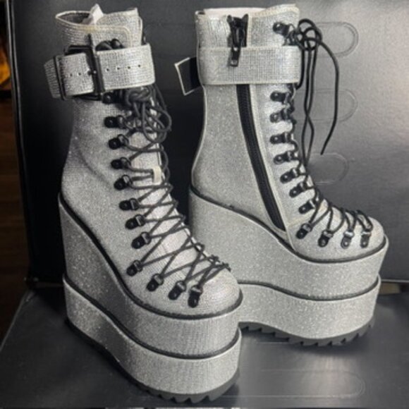 Crystal Double Stack Boots - Dolls Kill - SIZE 7 - NIB - Picture 3 of 8